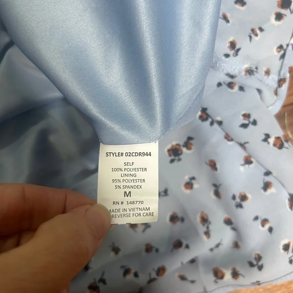 Sienna Sky Floral‎ Smocked Dress Button Front Casual Sundress Light Blue M